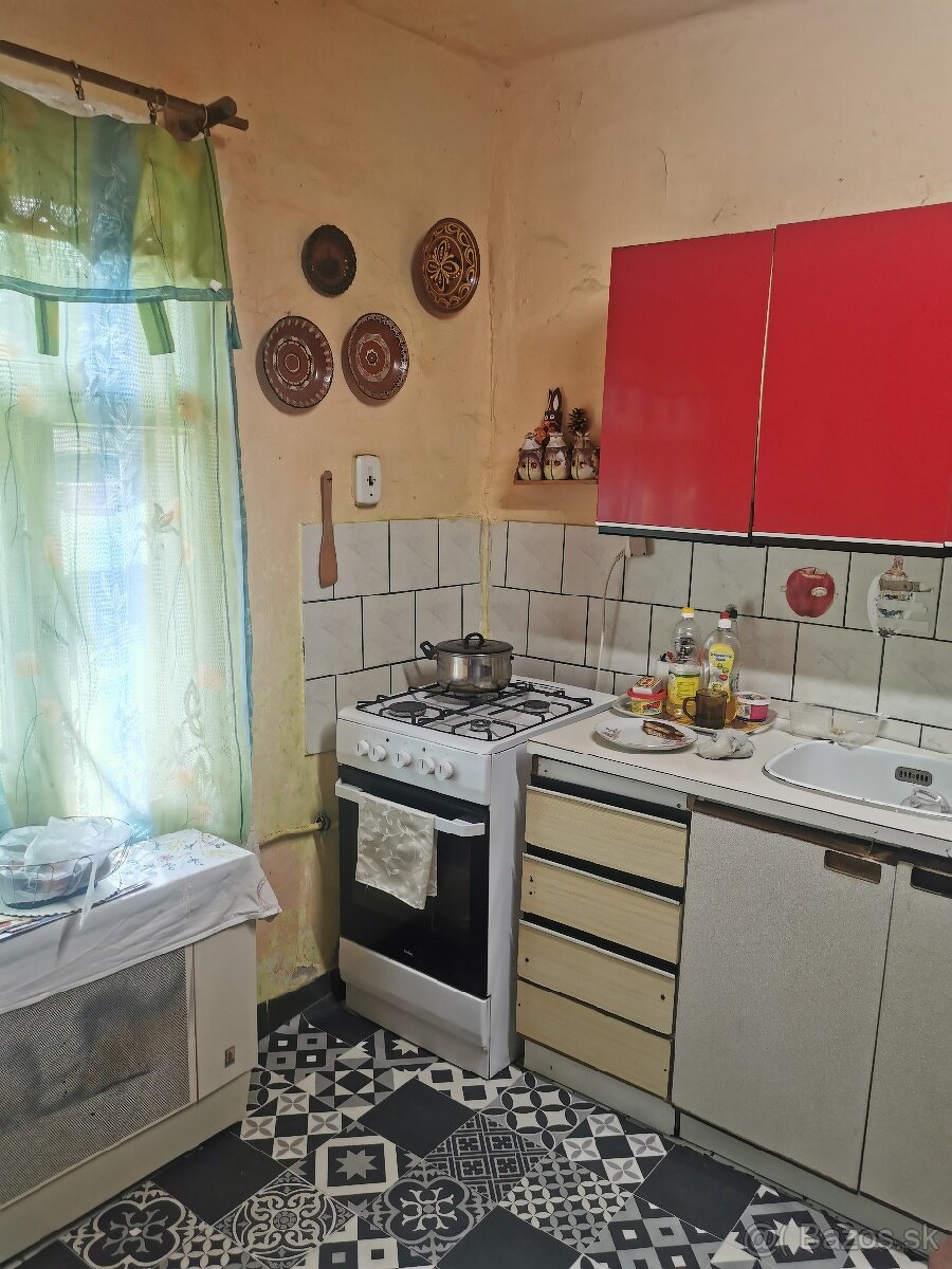 Predaj útulný domček v obci Strekov - 2