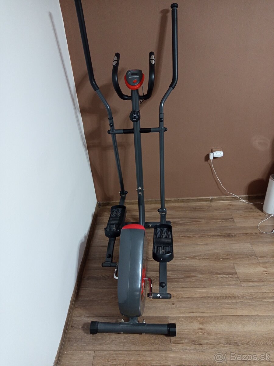Elipticky trenažer - 2