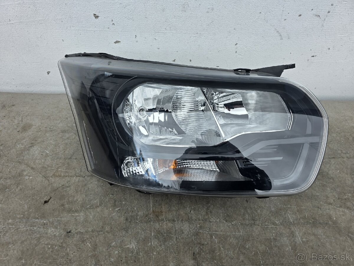 Ford Transit mk8 2014- pravé predné svetlo - 2