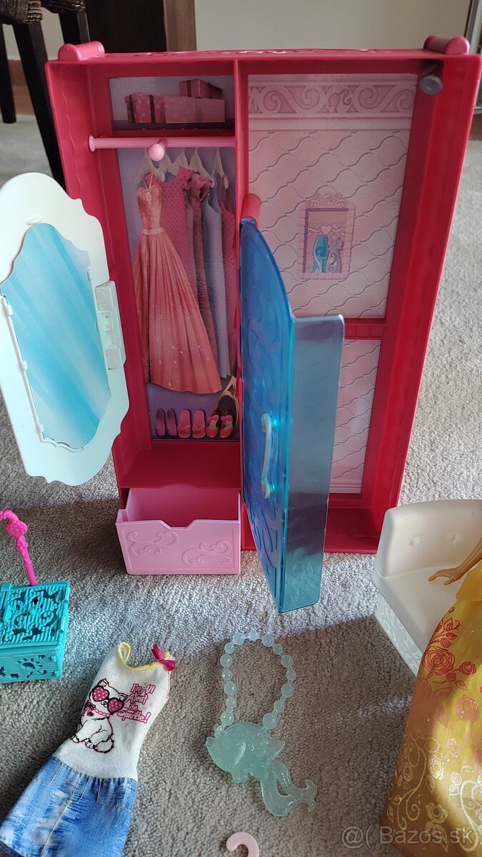 Šatník a auto pre babiku - 2