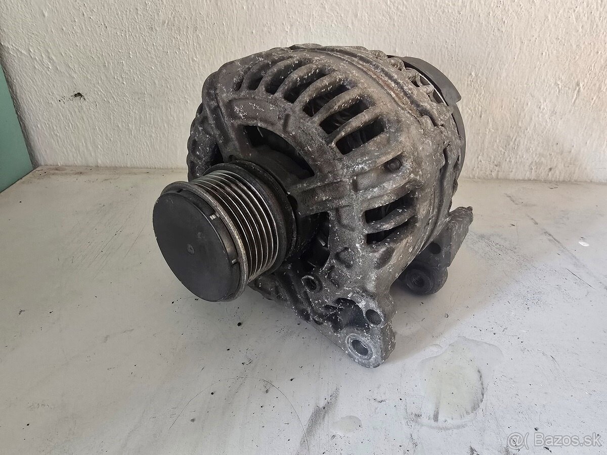 Alternátor VW 2.0 TDi 06F903023F - 2