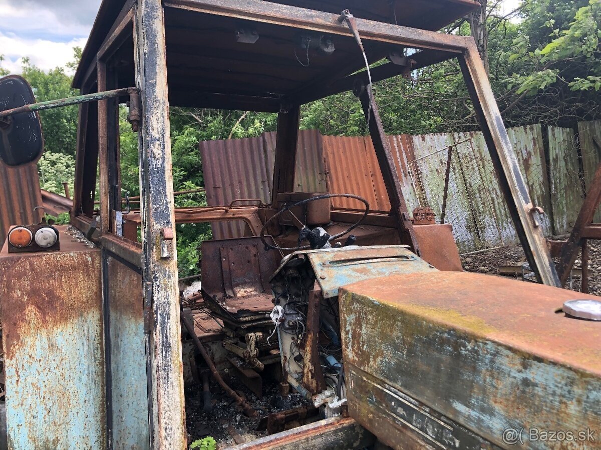 Traktor ZETOR CRYSTAL 8111 - 2