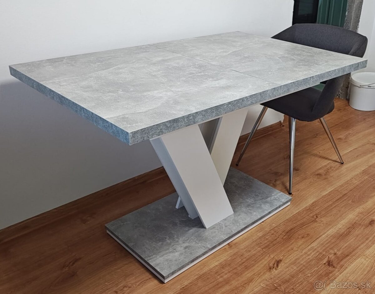 Rozkladací jedálenský stôl - 2