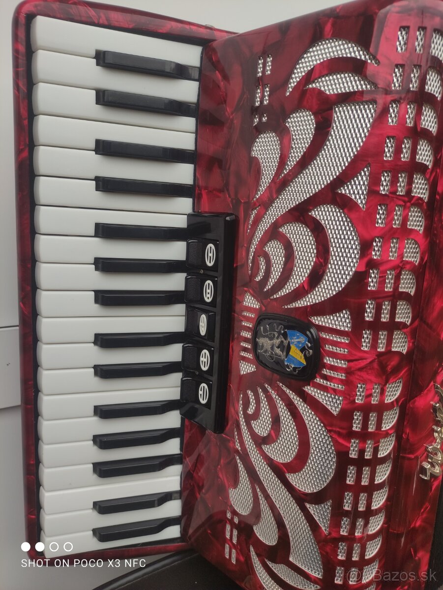 80 basový Weltmeister Caprice N - 2