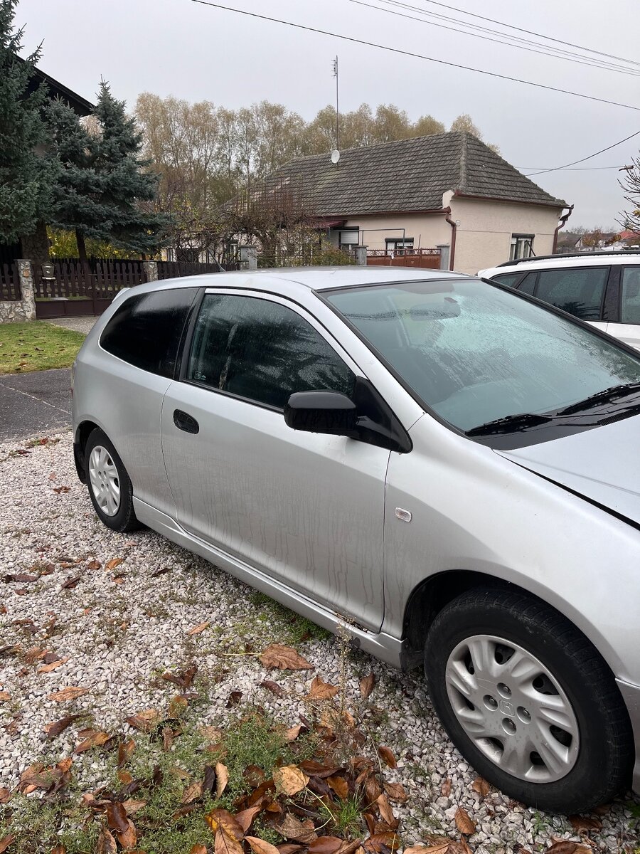 Predám Honda Civic 7g - 2