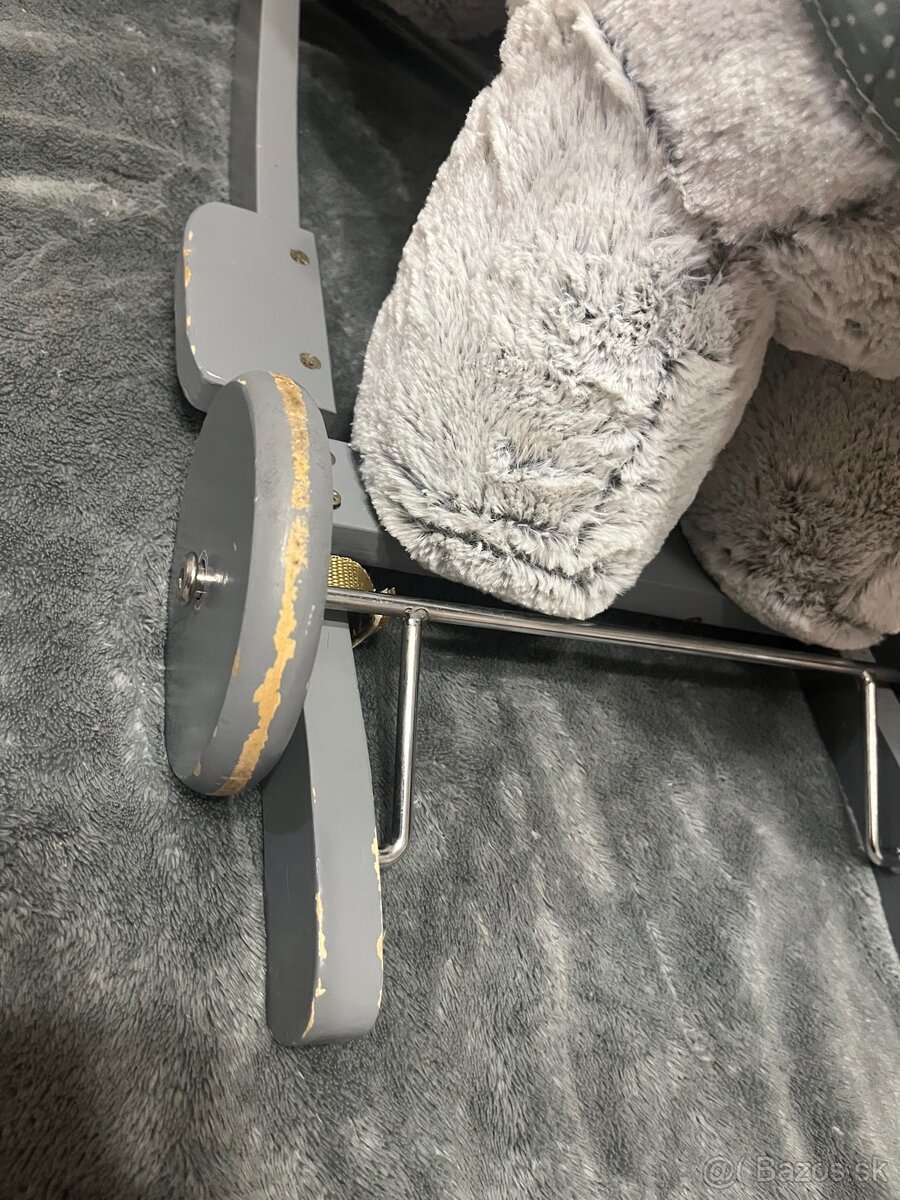 PlayTo hojdacia hračka s kolieskami husky - 2