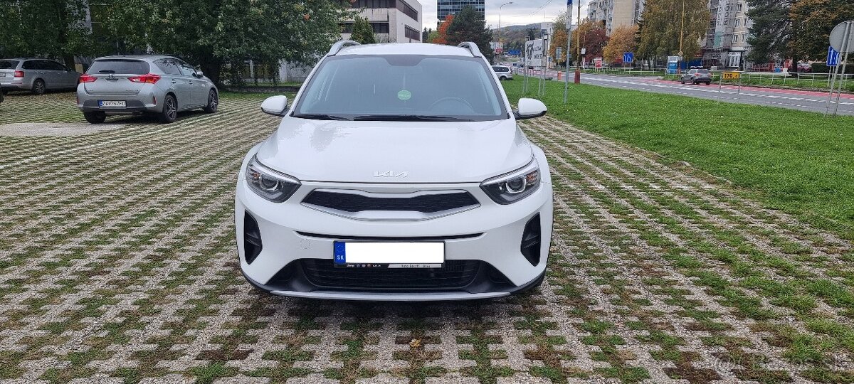 Predám KIA STONIC 1.0 T-GDi A7 DCT SILVER - 2