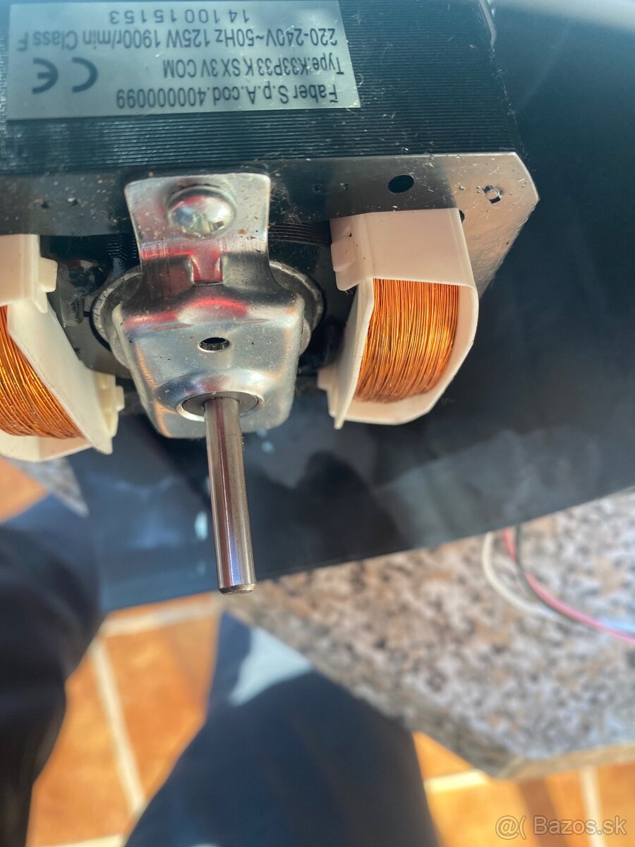 Predám nepoužitý motor do digestora - 2