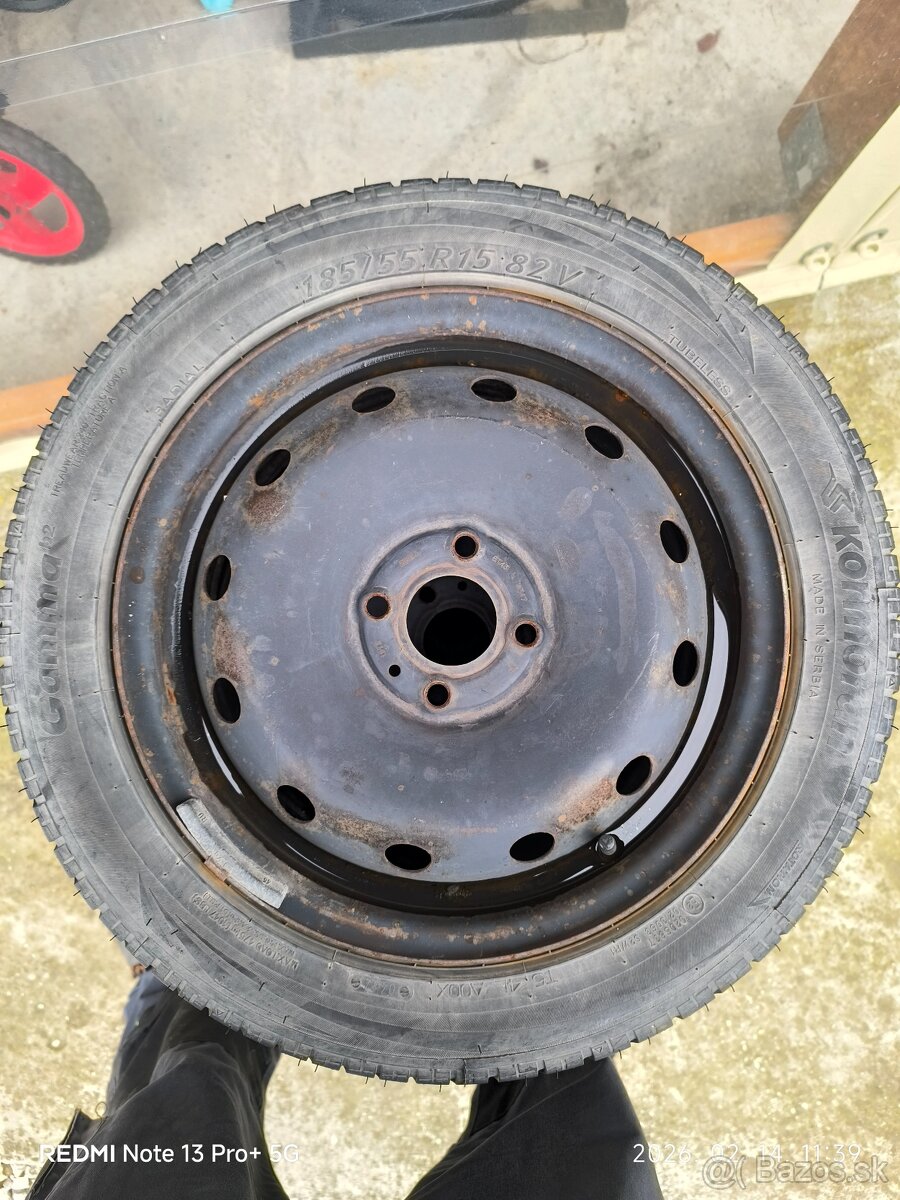 Plechové disky s pneu R15 - 2