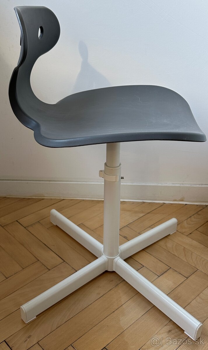 IKEA detská stolička MOLTE grey za 10eu - 2