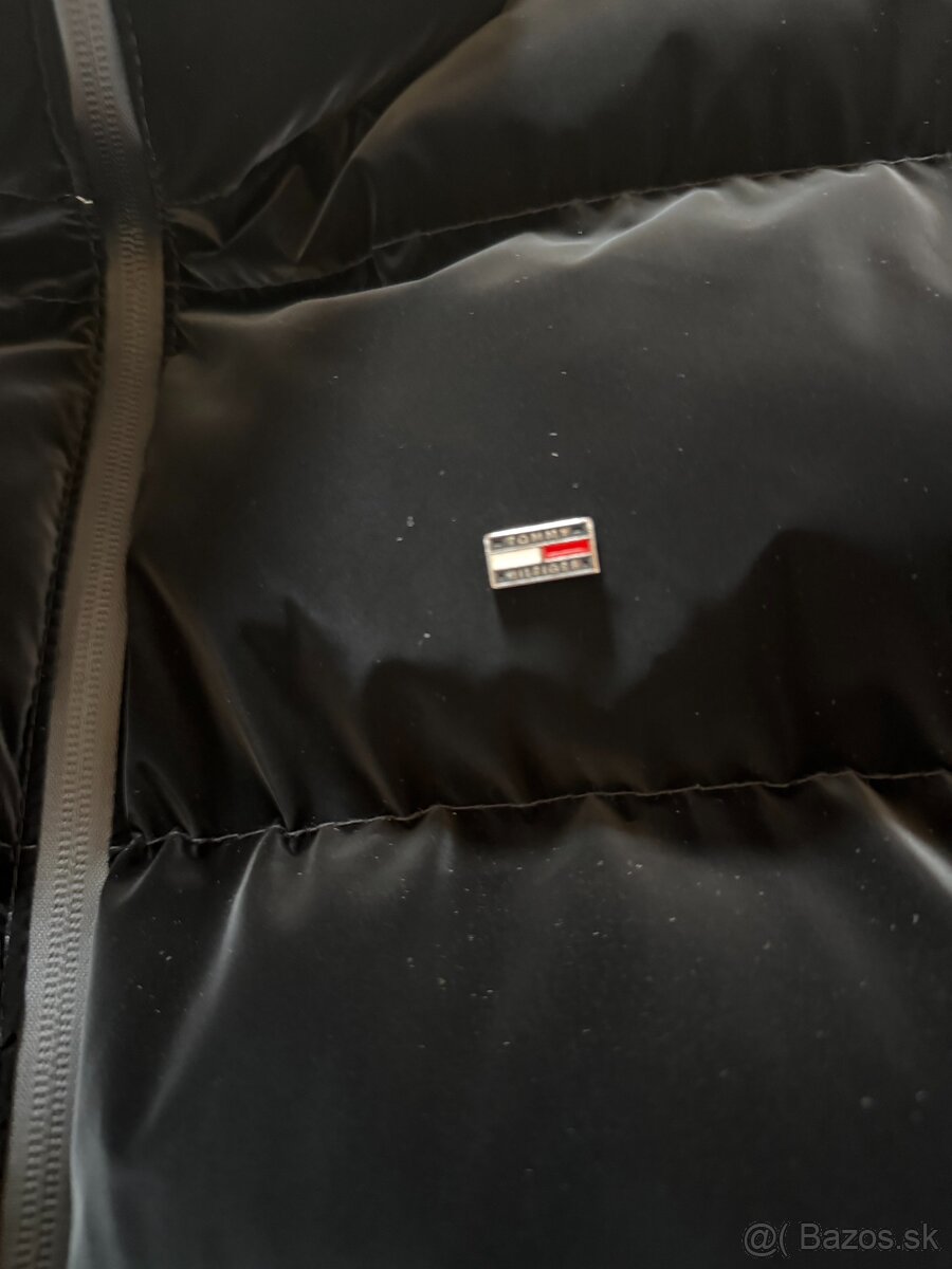 TOMMY HILFIGER veľ. XL nová - 2