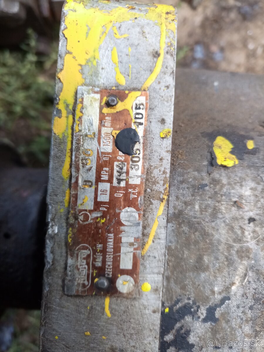 Hydraulické čerpadlo valec - 2