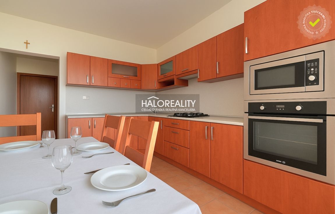 HALO reality - Predaj, trojizbový byt Prievidza, Sídlisko Za - 2