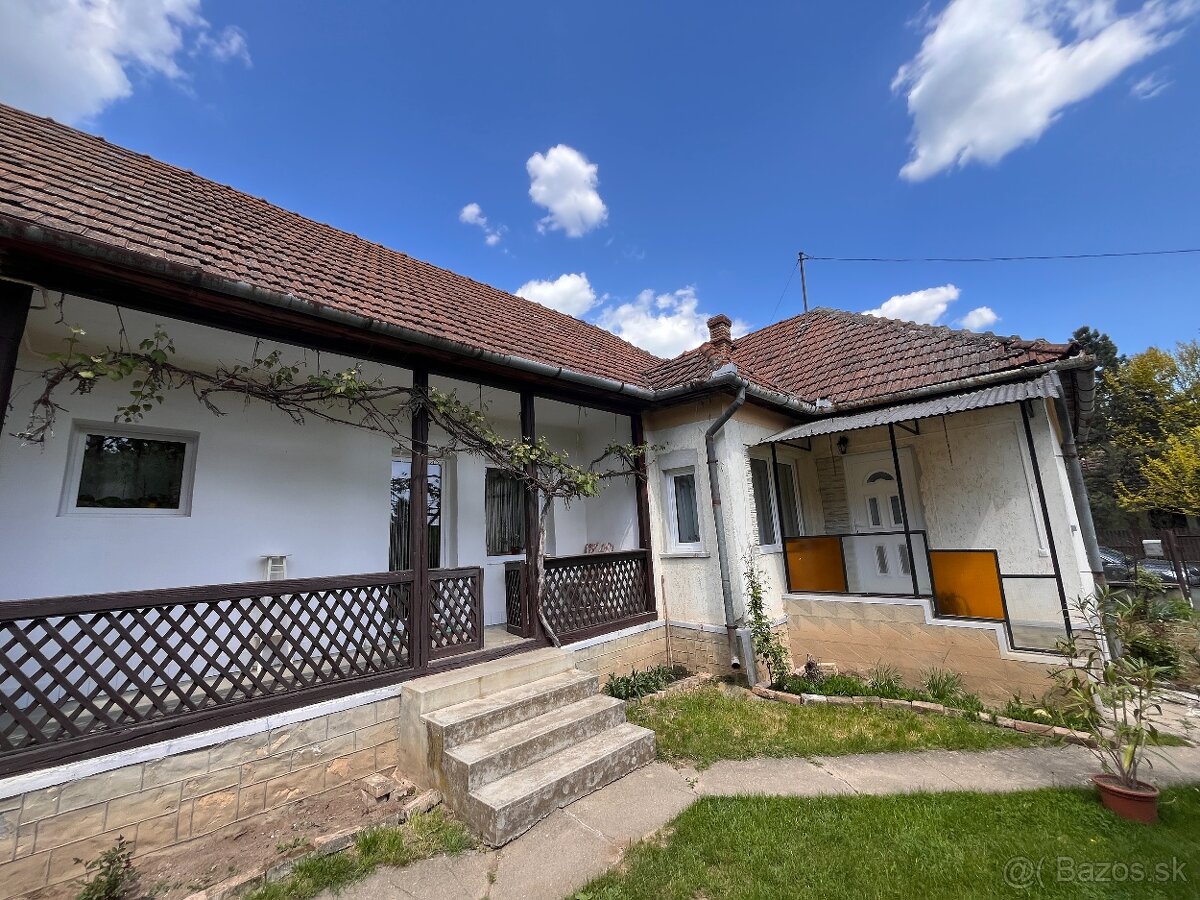 MAĎARSKO - MESZES - 4 IZBOVÝ ZREK. RD - 2