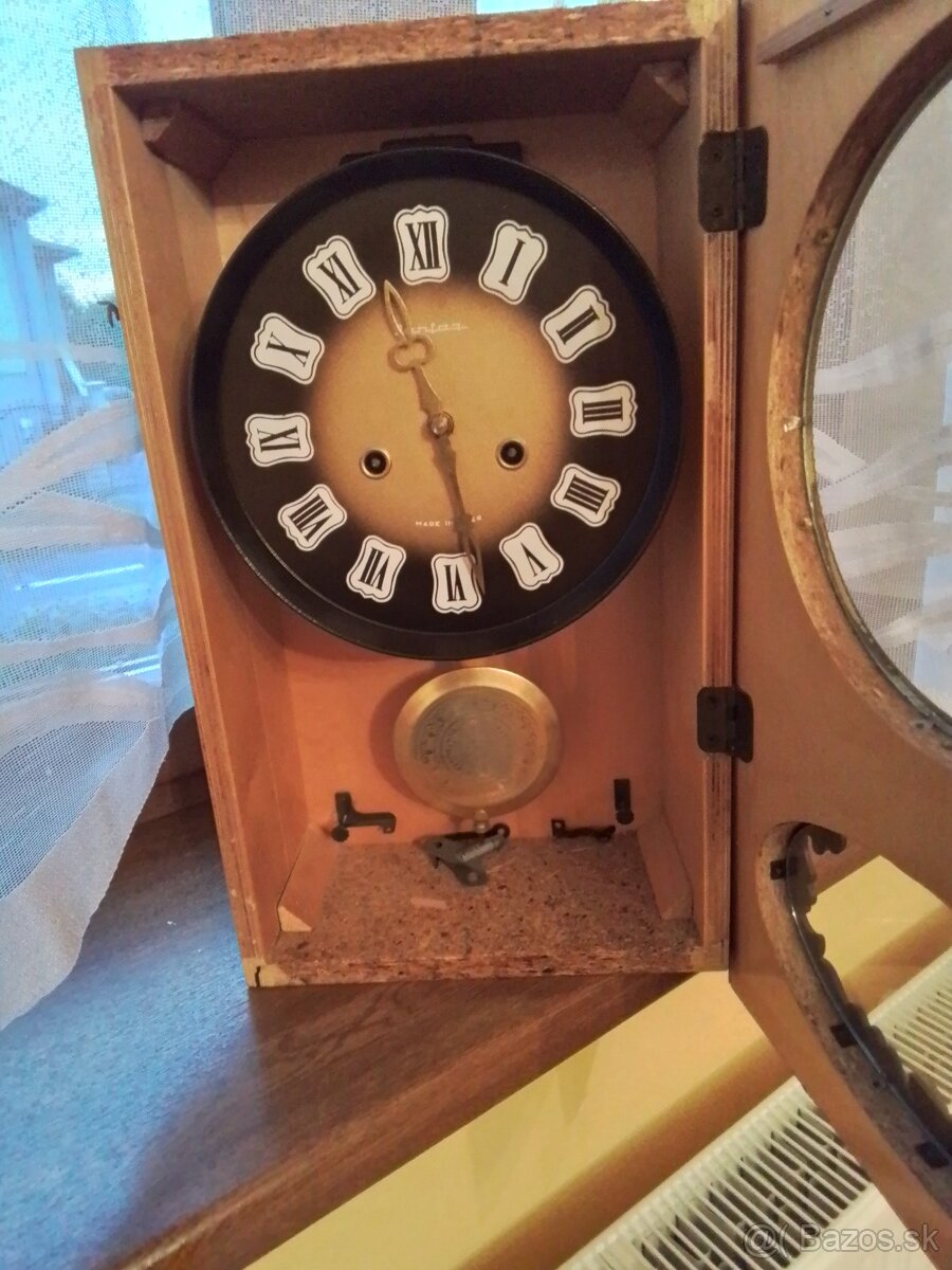 Nástenné hodiny - 2