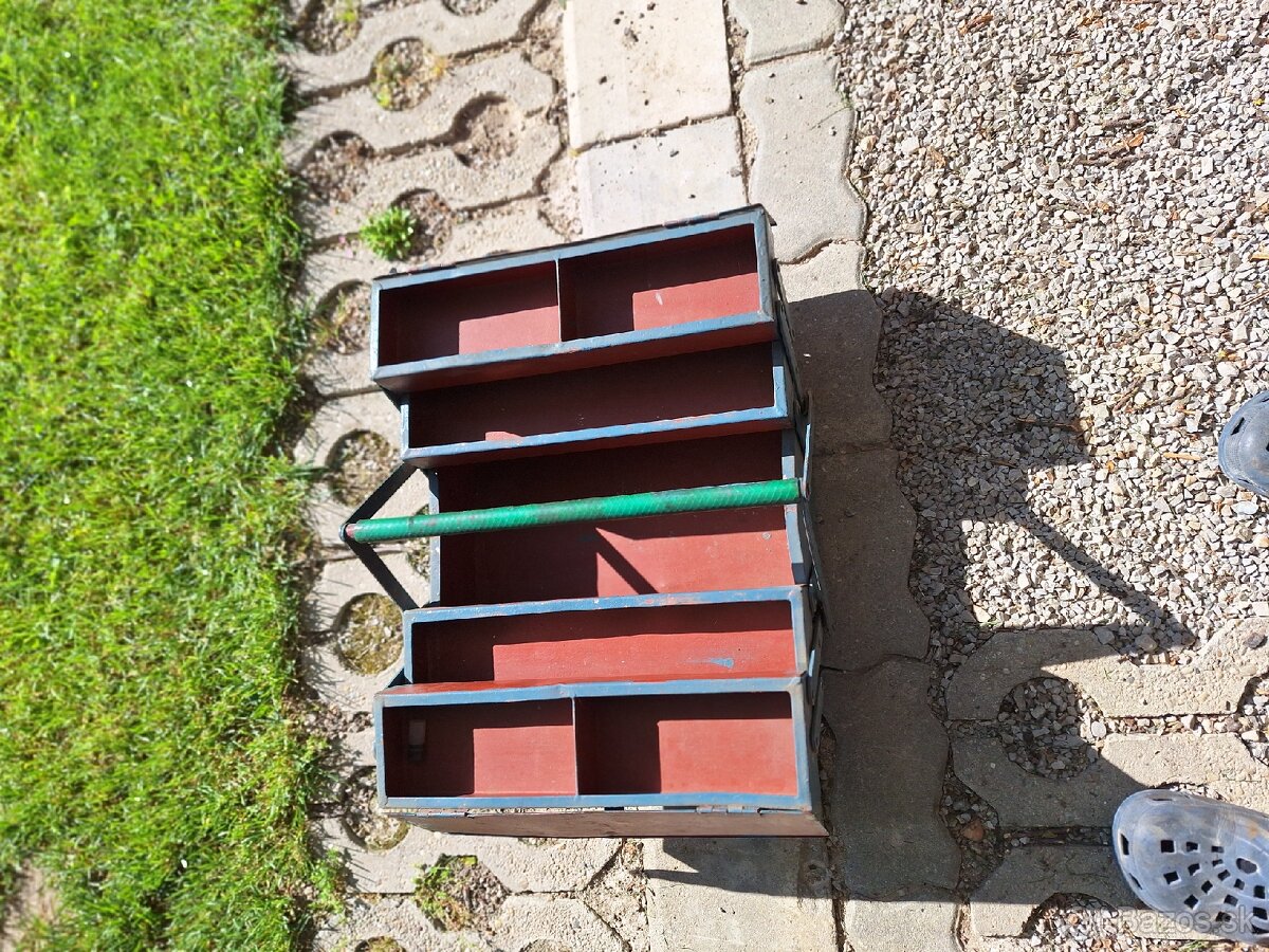 Predam kufor na naradie - 2