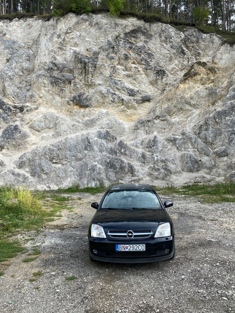 Opel Vectra C 2.0 - 2