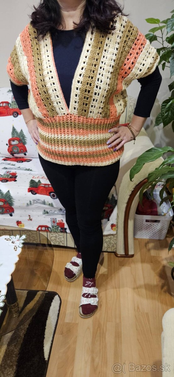 Predám Handmade hačkované pončo - fialové - 2