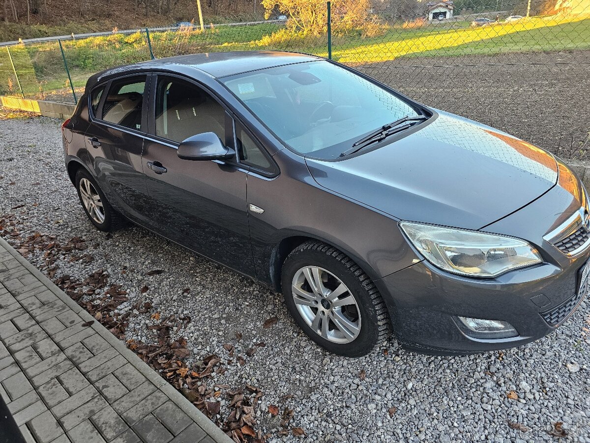 Opel Astra 1.7 Cdti - 2