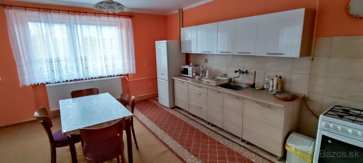 Dom na predaj v obci Revúcka Lehota - 2