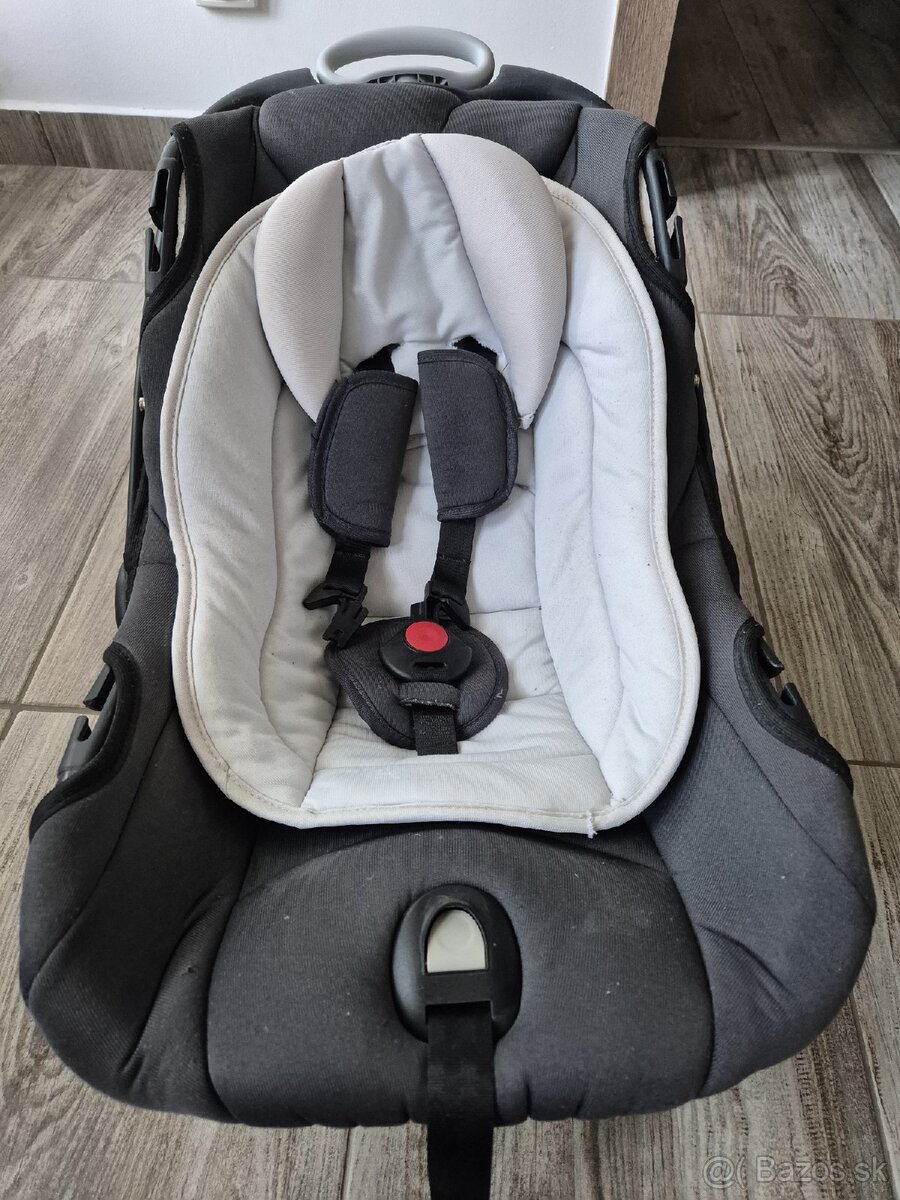 Autosedacka /vajco Roan - 2