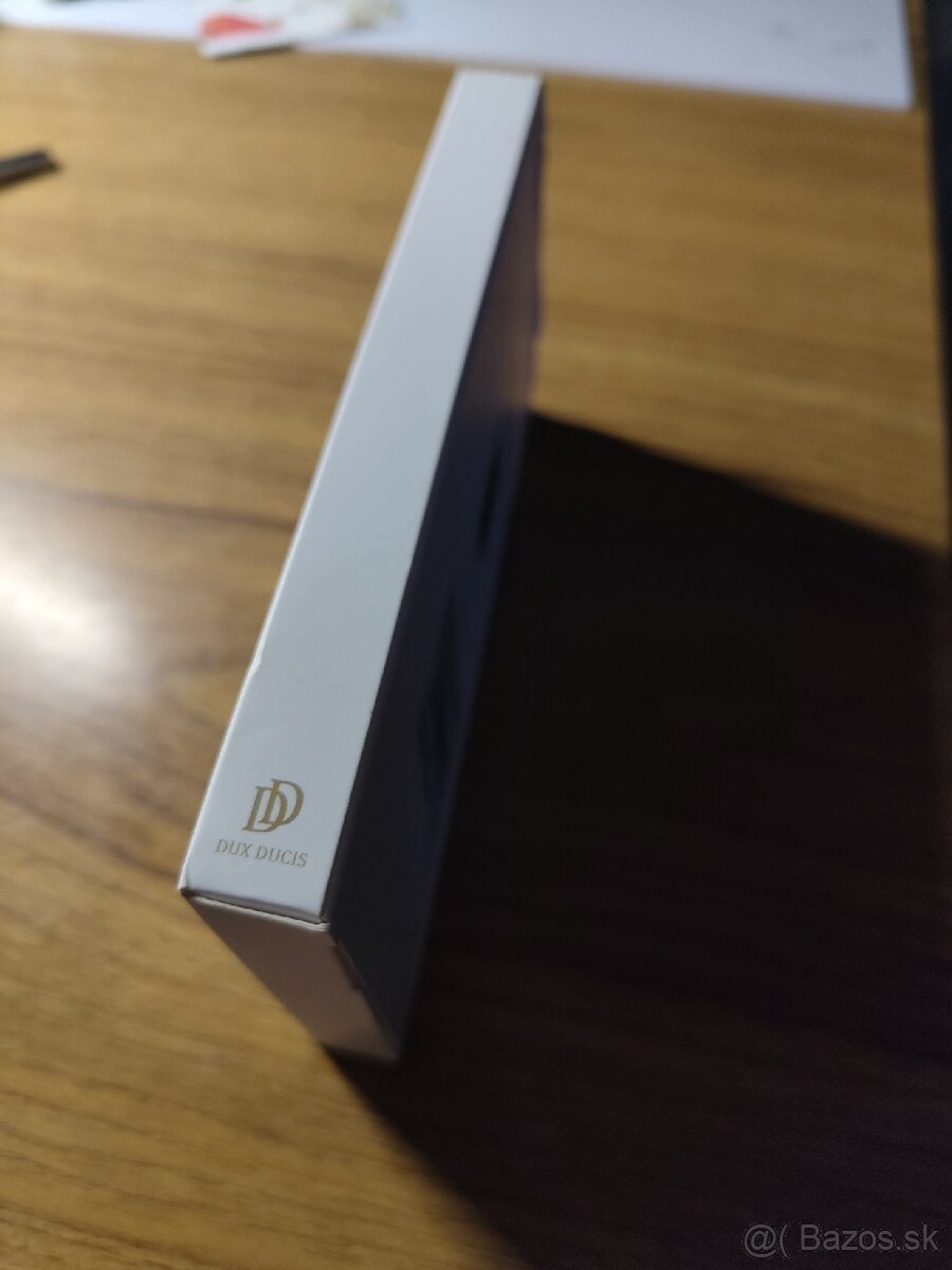 Predám kryt na iPhone 12 (5,4")
Nový - 2