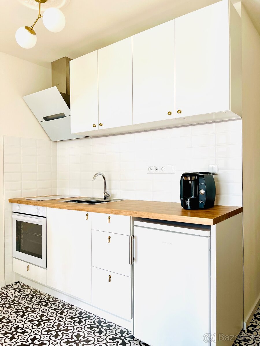 Prenájom - garzonka - 2