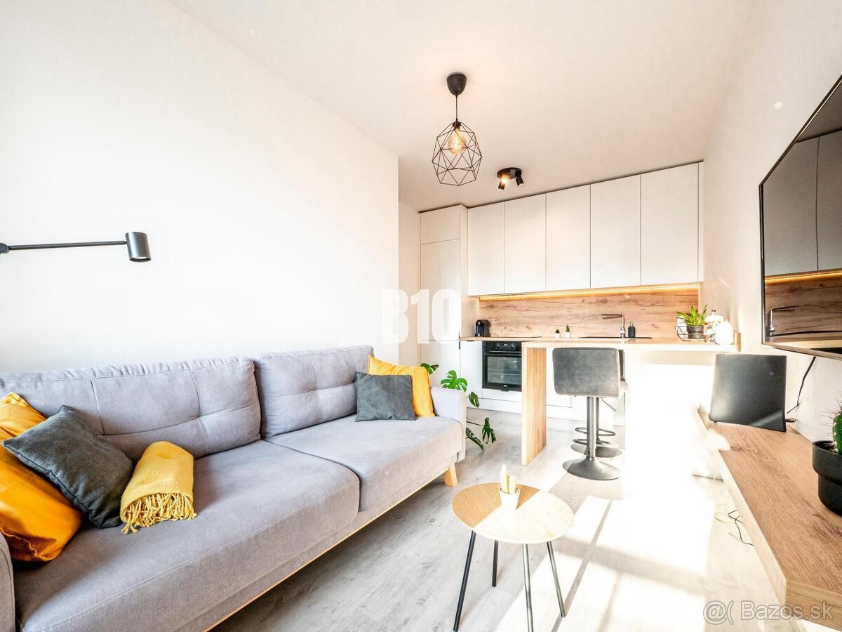 ŠIKOVNÝ 2 IZBOVÝ BYT S VEĽKOU TERASOU A GARÁŽOVÝM STÁTÍM NA - 2