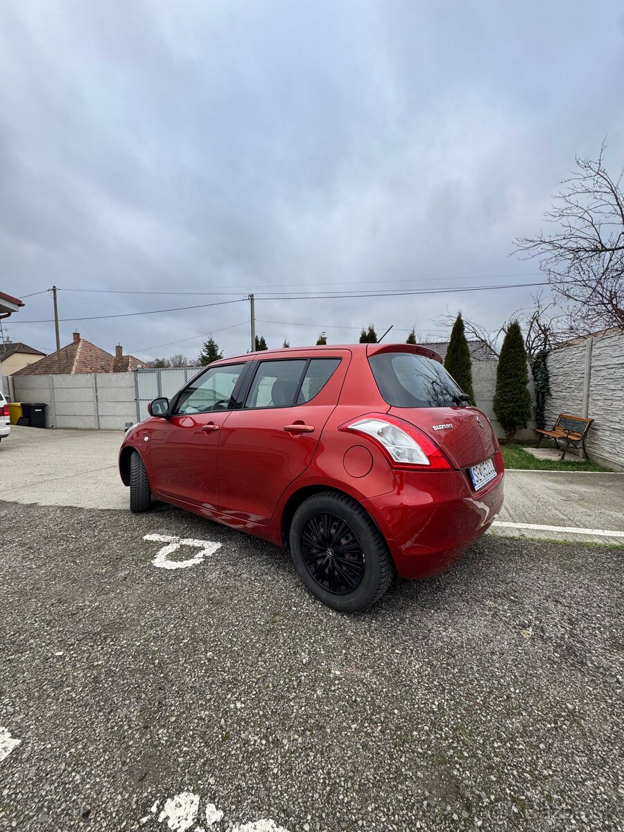Suzuki swift - 2