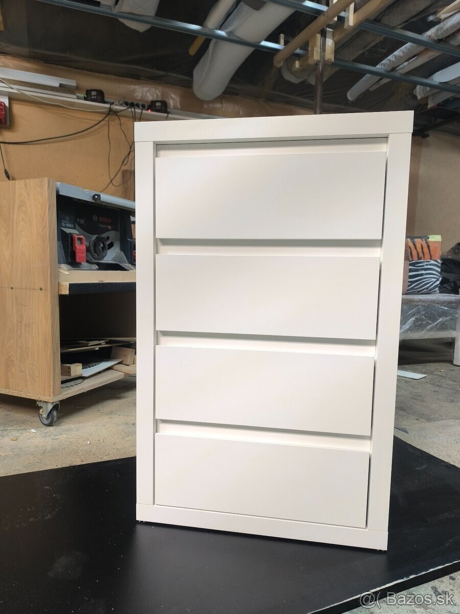 Komoda 4+1tajny suflik - 2