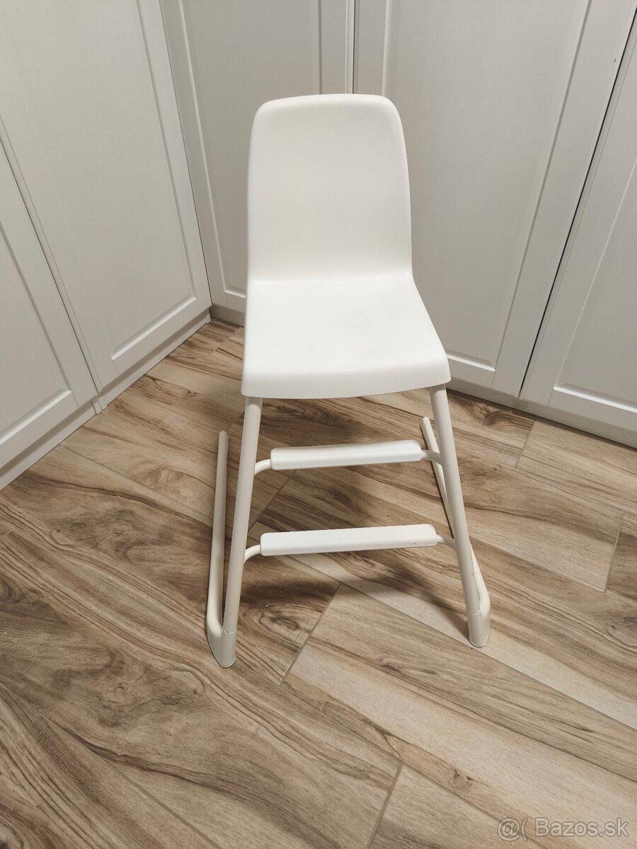 Biela jedálenská stolička Langur od IKEA - 2