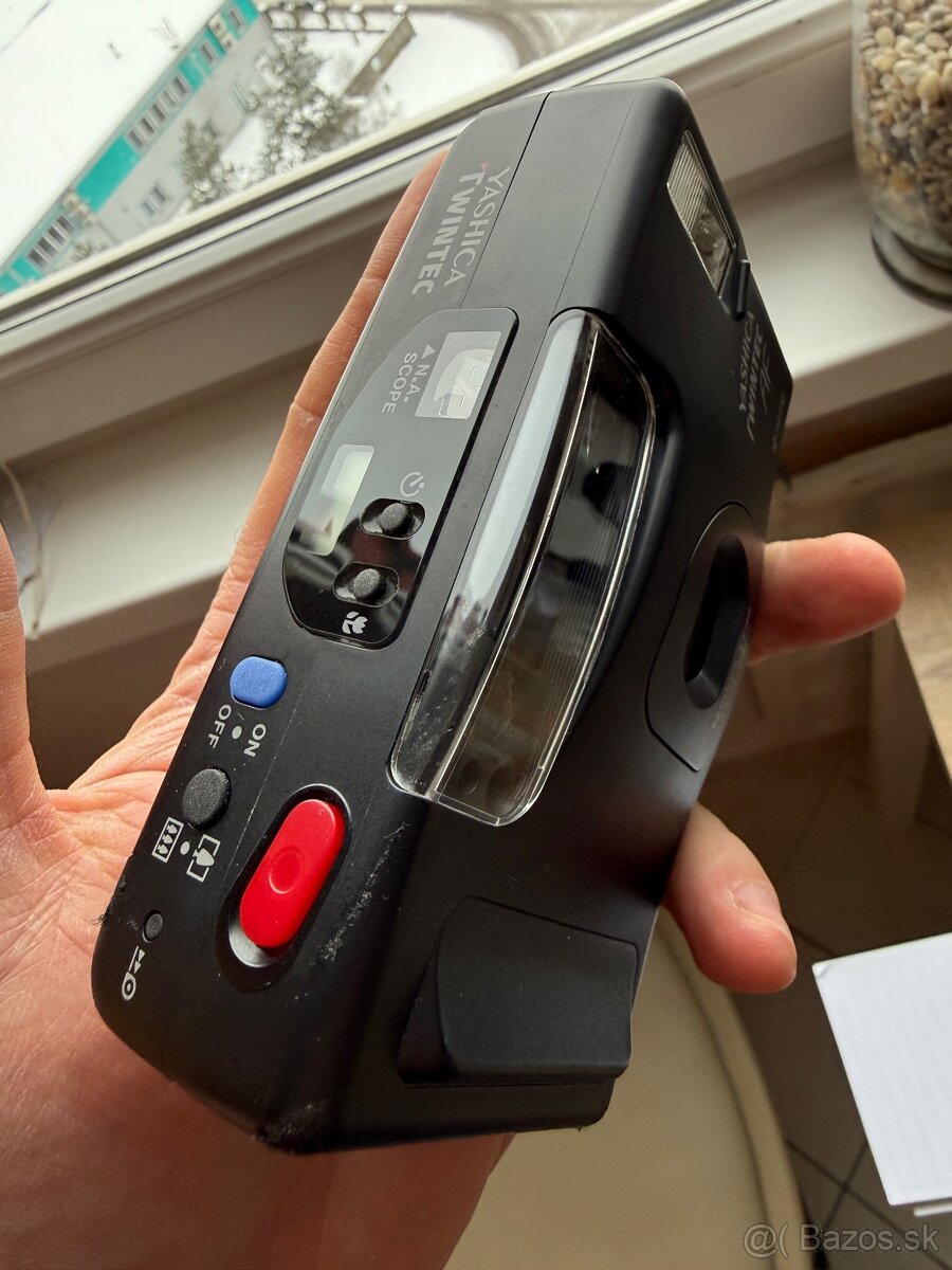Yashica twintec AF - 2