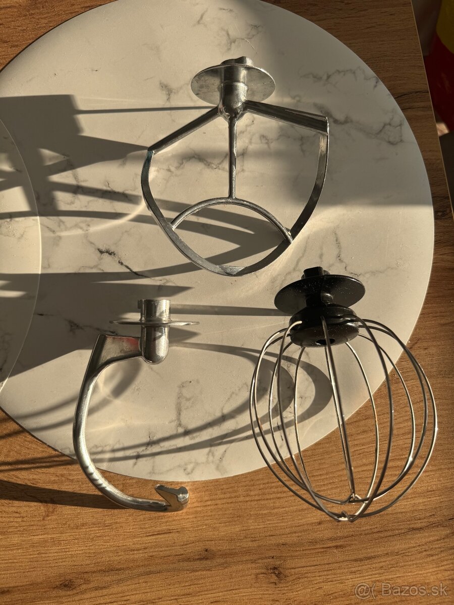 Kuchynský robot - 2