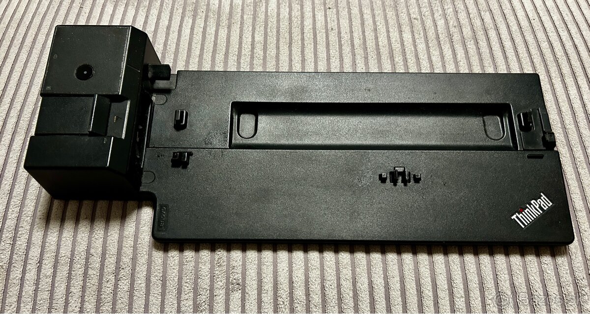 Lenovo Thinkpad pro dokovacia stanica + adapter - 2