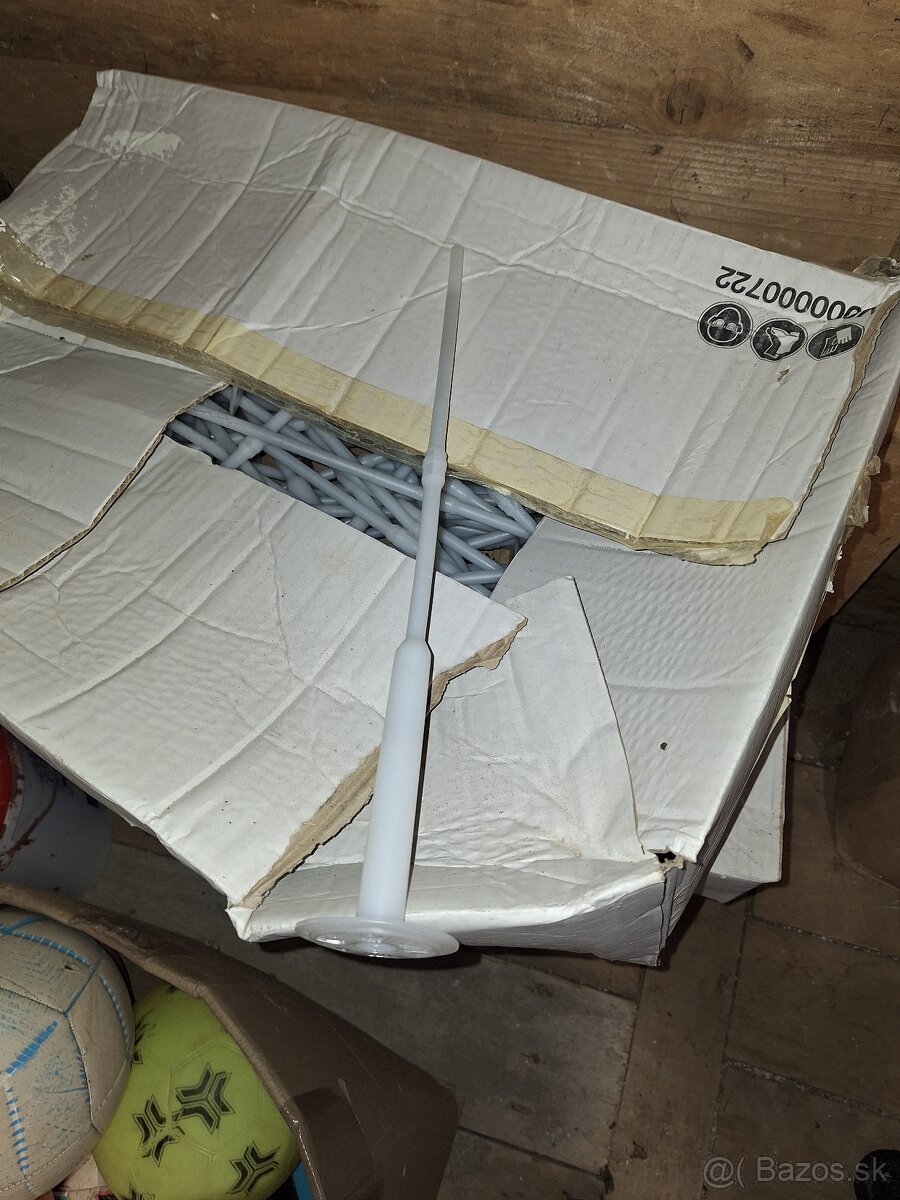 40 cm fasádna hmoždina - 2