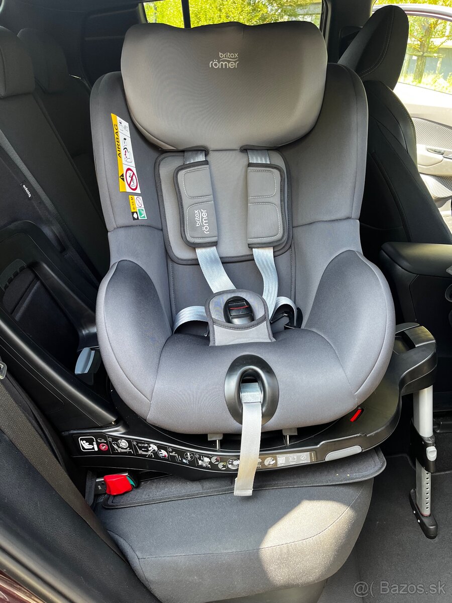 Britax Romer Dualfix 3 i-size - 2