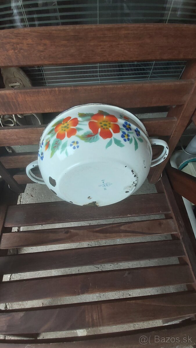 Retro stará zdobená smaltovaná misa s uškami - ČSSR - 2