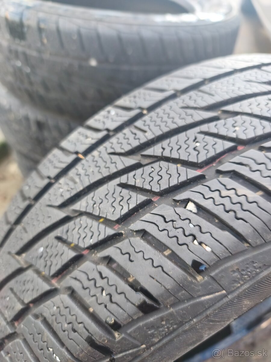 Zimné gumy 185/60R15 - 2