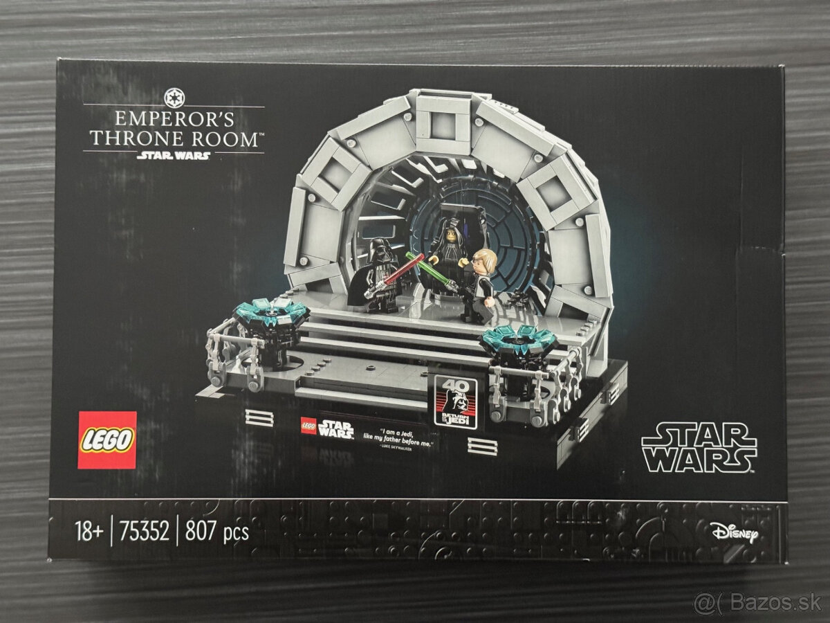 LEGO Star Wars 75352 - Emperor's Throne Room Diorama - 2
