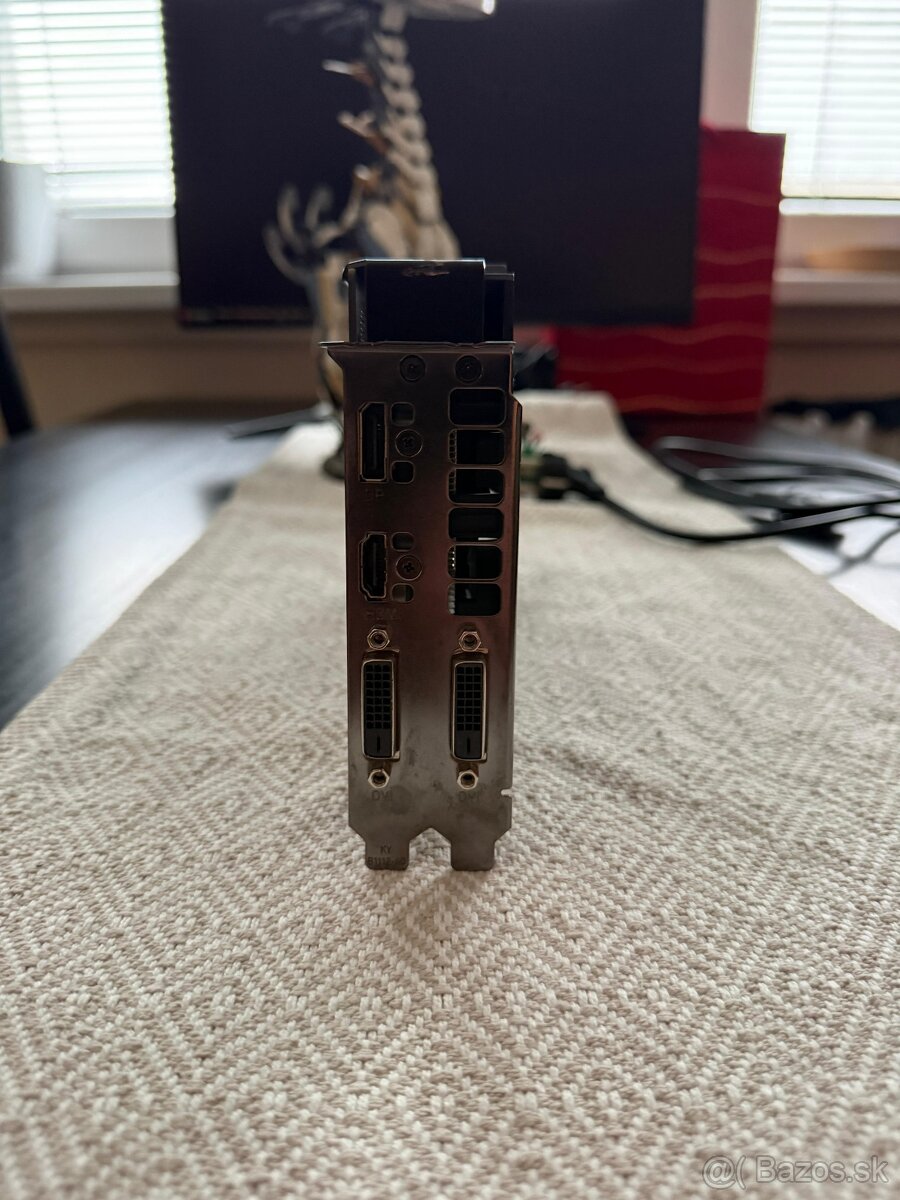 Asus ROG Strix RX570 4gb - 2