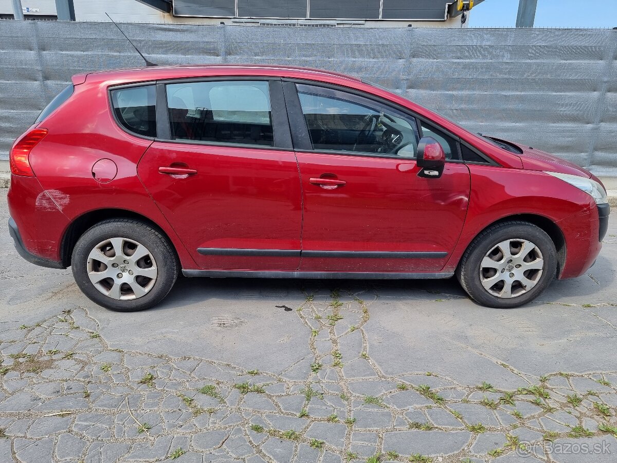 peugeot 3008 zadný nárazník - 2