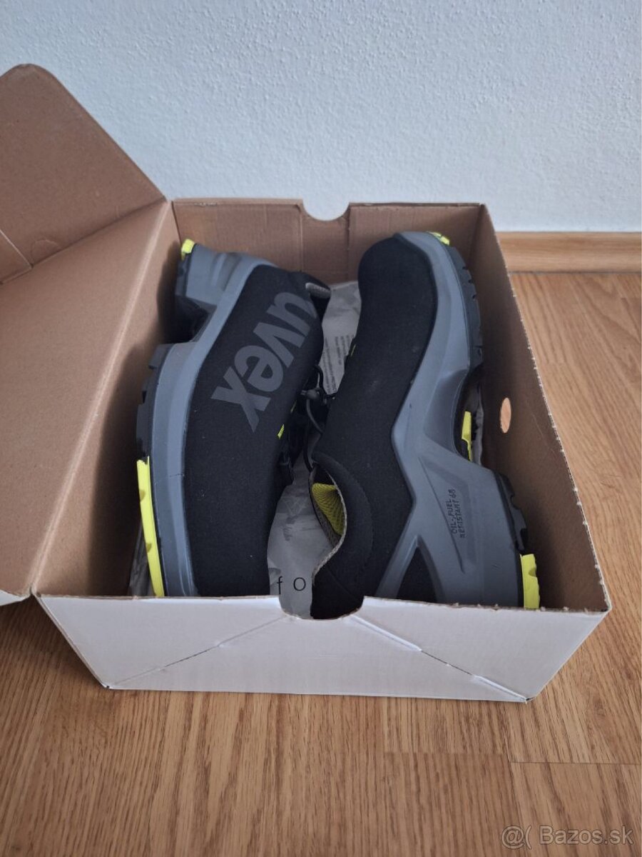 Pracovná obuv - UVEX - 2