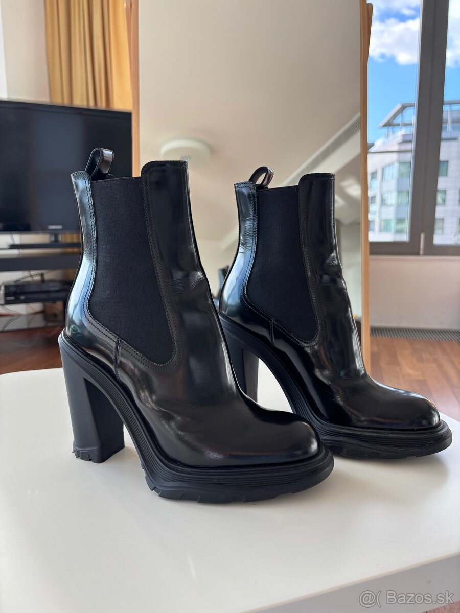 Alexander McQueen Tread Slick Chelsea Boot 'Black' - 2