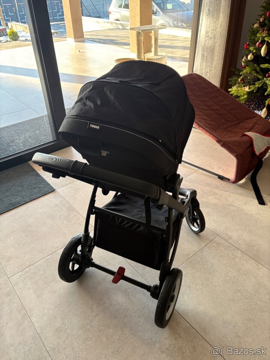 Thule sleek športovy kočík - 2