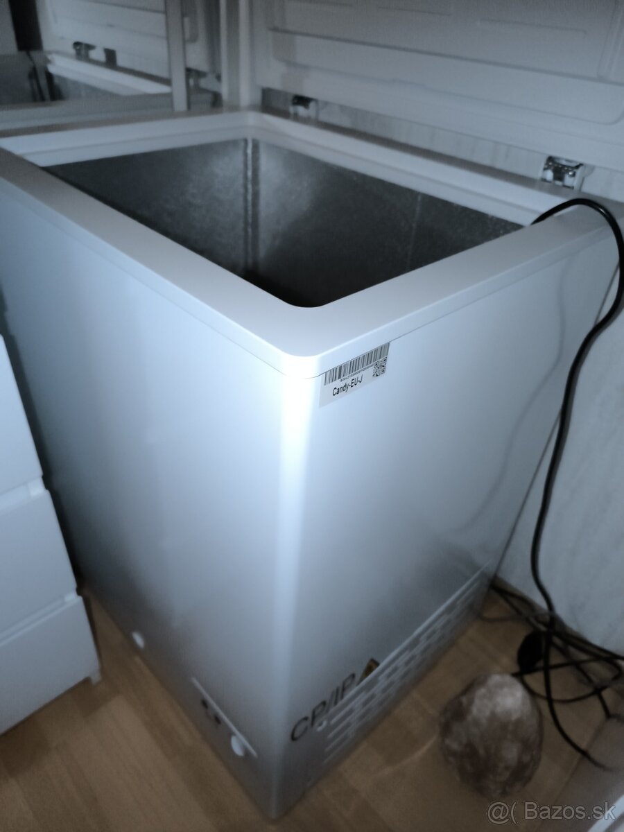 Truhlicova mraznička Candy CCHH 145E - 2