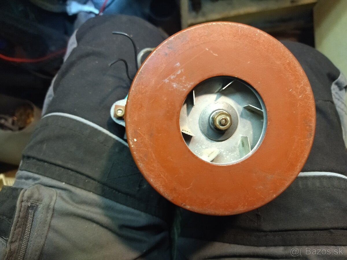 Retro motor vysávača - 2