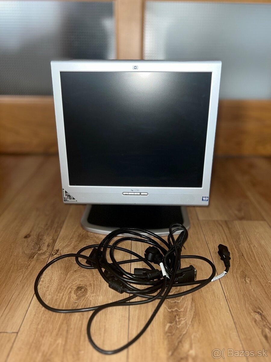 Stolový počítač Dell - 2