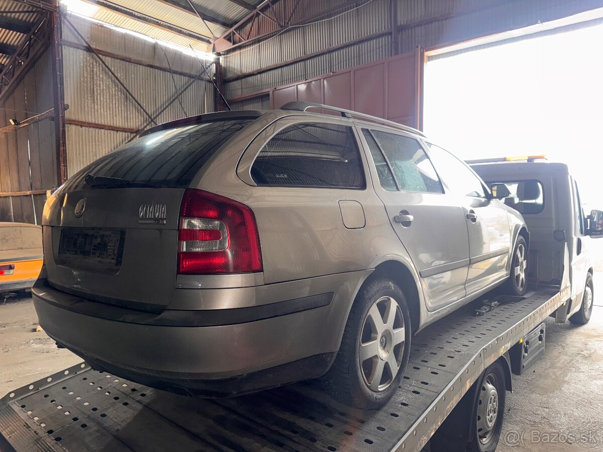 SKODA OCTAVIA 2 2008 na náhradné diely - 2