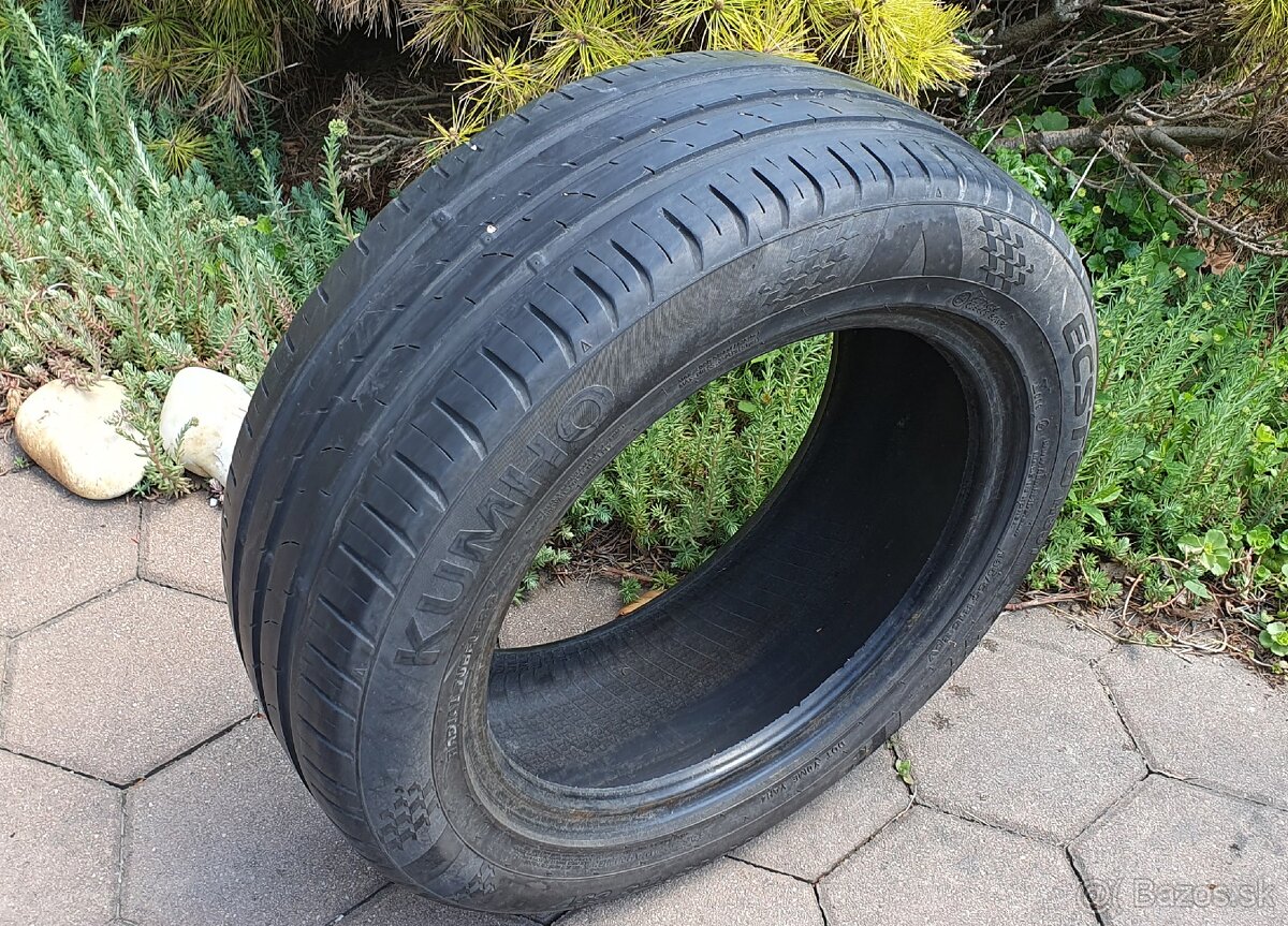 Kumho Ecsta 195/55 R15 letna - 2