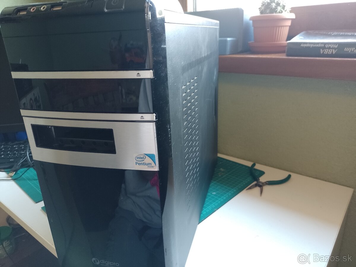 Predám Pc skriňu - 2